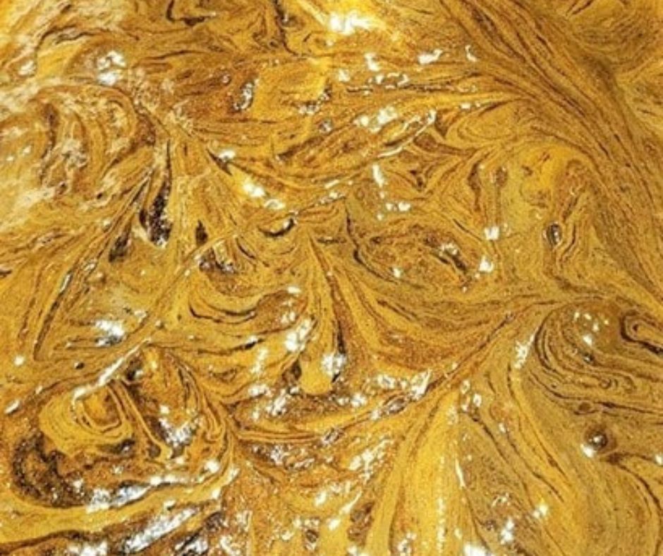 Golden CBD rich oleoresin